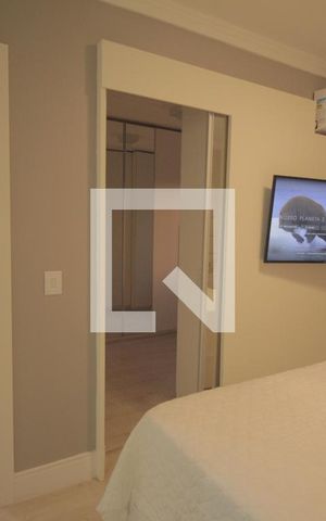 Casa de condomínio à venda com 165m², 3 quartos e 2 vagasSuíte
