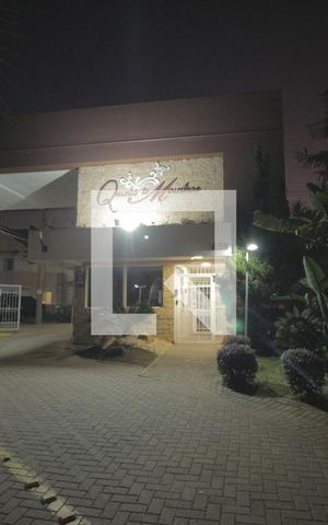 Casa de condomínio à venda com 165m², 3 quartos e 2 vagasFachada e portaria