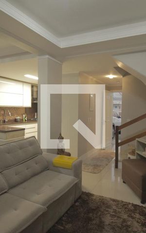 Casa de condomínio à venda com 165m², 3 quartos e 2 vagasSala