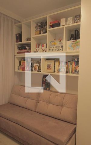 Casa de condomínio à venda com 165m², 3 quartos e 2 vagasQuarto 2
