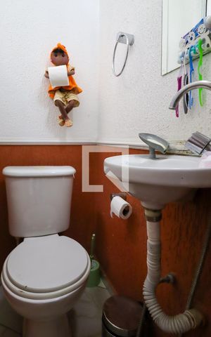 Casa à venda com 110m², 3 quartos e 1 vaga Casa à venda com 110m², 3 quartos e 1 vagaLavabo