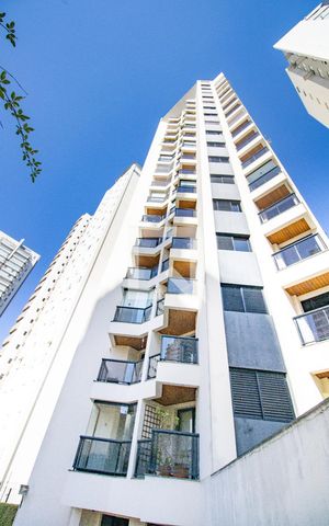 Apartamento para alugar com 58m², 2 quartos e 1 vaga Apartamento para alugar com 58m², 2 quartos e 1 vagaFachada interna