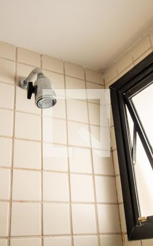 Apartamento para alugar com 58m², 2 quartos e 1 vaga Apartamento para alugar com 58m², 2 quartos e 1 vagaBanheiro - detalhe chuveiro