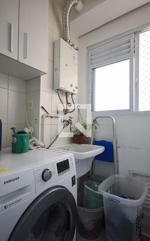 Apartamento à venda com 68m², 2 quartos e 1 vaga Apartamento à venda com 68m², 2 quartos e 1 vagaÁrea de serviço