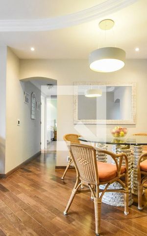 Apartamento à venda com 86m², 2 quartos e 1 vagaSala de Jantar 