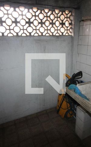 Casa à venda com 122m², 2 quartos e 2 vagasÁrea de Serviço