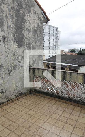 Casa à venda com 122m², 2 quartos e 2 vagasVaranda