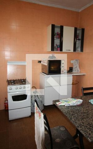 Casa à venda com 122m², 2 quartos e 2 vagasCozinha