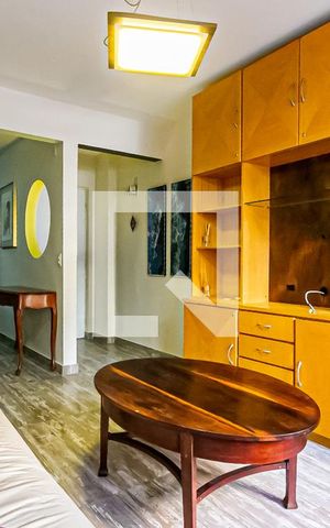 Apartamento para alugar com 80m², 2 quartos e 1 vaga Apartamento para alugar com 80m², 2 quartos e 1 vagaSala