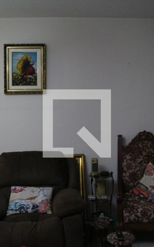 Casa à venda com 230m², 2 quartos e 2 vagasSala