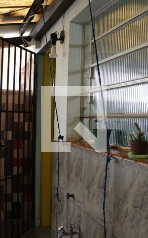 Casa à venda com 230m², 2 quartos e 2 vagasQuintal