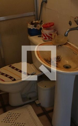 Casa à venda com 230m², 2 quartos e 2 vagasBanheiro 3