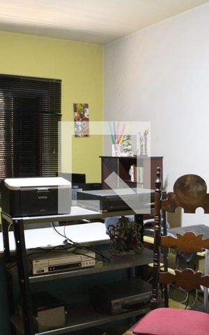 Casa à venda com 230m², 2 quartos e 2 vagasQuarto 1