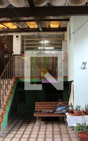 Casa à venda com 230m², 2 quartos e 2 vagasQuintal
