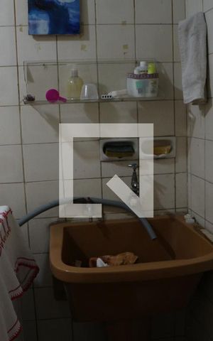 Casa à venda com 230m², 2 quartos e 2 vagasÁrea de Serviço
