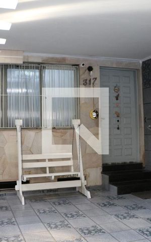 Casa à venda com 230m², 2 quartos e 2 vagasGaragem