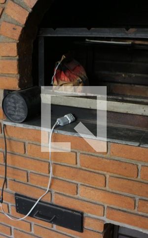 Casa à venda com 230m², 2 quartos e 2 vagasChurrasqueira
