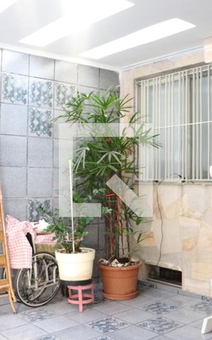 Casa à venda com 230m², 2 quartos e 2 vagasGaragem