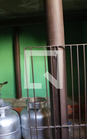 Casa à venda com 230m², 2 quartos e 2 vagasQuintal