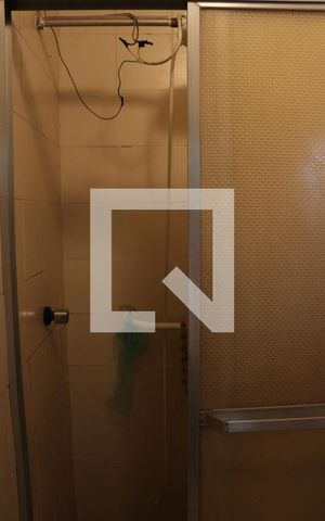 Casa à venda com 230m², 2 quartos e 2 vagasBanheiro 3
