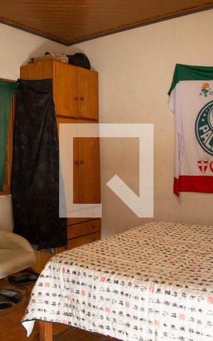 Casa à venda com 250m², 2 quartos e 3 vagas Casa à venda com 250m², 2 quartos e 3 vagasQuarto 2