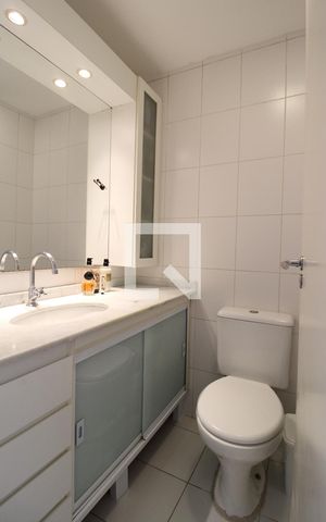 Apartamento à venda com 63m², 2 quartos e 1 vagaBanheiro da suíte