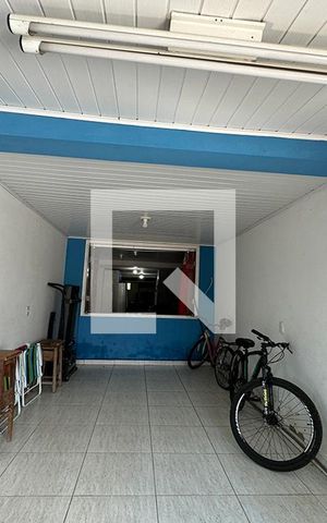 Casa à venda com 160m², 3 quartos e 2 vagasGaragem