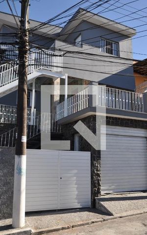 Casa para alugar com 93m², 2 quartos e sem vagaFachada