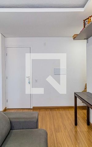 Apartamento à venda com 42m², 2 quartos e sem vaga Apartamento à venda com 42m², 2 quartos e sem vagaSala