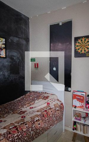 Casa à venda com 180m², 3 quartos e 2 vagas Casa à venda com 180m², 3 quartos e 2 vagasQuarto 1