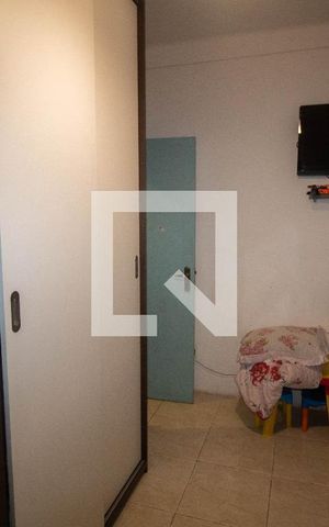 Casa à venda com 180m², 3 quartos e 2 vagas Casa à venda com 180m², 3 quartos e 2 vagasQuarto 2