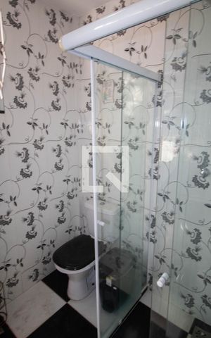 Casa à venda com 180m², 3 quartos e 2 vagas Casa à venda com 180m², 3 quartos e 2 vagasBanheiro do Terraço