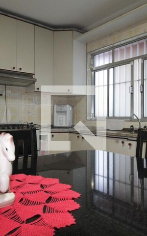 Casa à venda com 200m², 4 quartos e 2 vagasCozinha