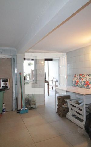 Casa à venda com 200m², 4 quartos e 2 vagasLavanderia