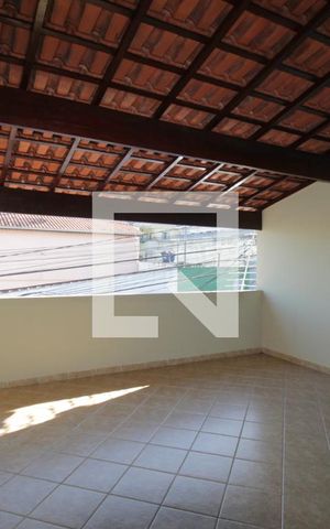 Casa à venda com 200m², 4 quartos e 2 vagasvaranda da suíte