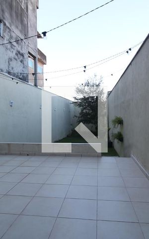 Casa à venda com 200m², 4 quartos e 2 vagasQuintal e Jardim