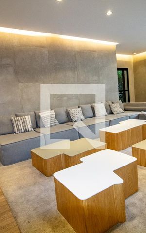 Studio à venda com 27m², 1 quarto e sem vaga Studio à venda com 27m², 1 quarto e sem vagaÁrea comum - salão de festas