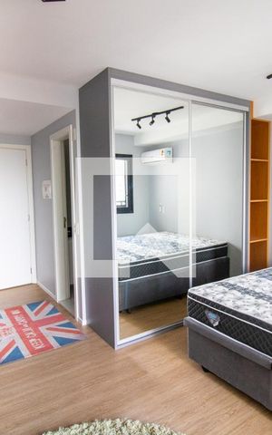 Studio à venda com 27m², 1 quarto e sem vaga Studio à venda com 27m², 1 quarto e sem vagaQuarto- lado porta de entrada