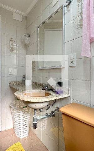 Apartamento para alugar com 110m², 3 quartos e 1 vaga Apartamento para alugar com 110m², 3 quartos e 1 vagaBanheiro 1 - suíte