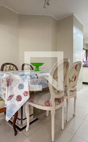 Apartamento para alugar com 110m², 3 quartos e 1 vaga Apartamento para alugar com 110m², 3 quartos e 1 vagaSala