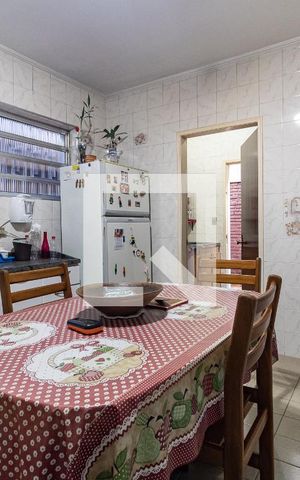 Casa de condomínio à venda com 180m², 3 quartos e 2 vagas Casa de condomínio à venda com 180m², 3 quartos e 2 vagasCozinha