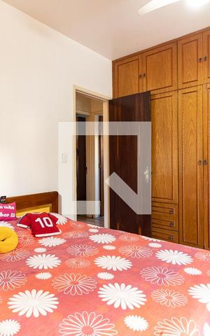 Casa de condomínio à venda com 180m², 3 quartos e 2 vagas Casa de condomínio à venda com 180m², 3 quartos e 2 vagasSuíte