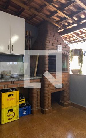 Casa de condomínio à venda com 180m², 3 quartos e 2 vagas Casa de condomínio à venda com 180m², 3 quartos e 2 vagasÁrea de lazer