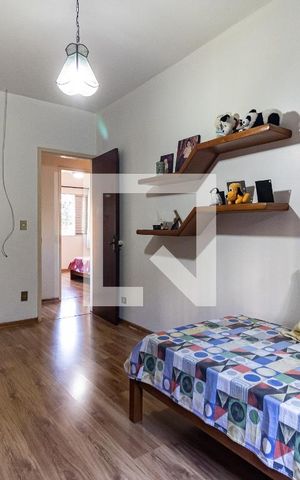 Casa de condomínio à venda com 180m², 3 quartos e 2 vagas Casa de condomínio à venda com 180m², 3 quartos e 2 vagasQuarto 2