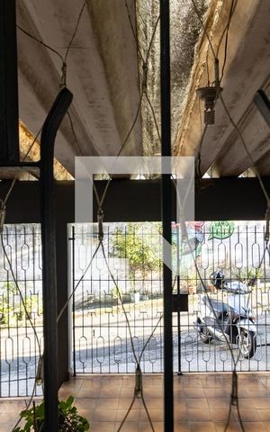 Casa de condomínio à venda com 180m², 3 quartos e 2 vagas Casa de condomínio à venda com 180m², 3 quartos e 2 vagasVista da Sala