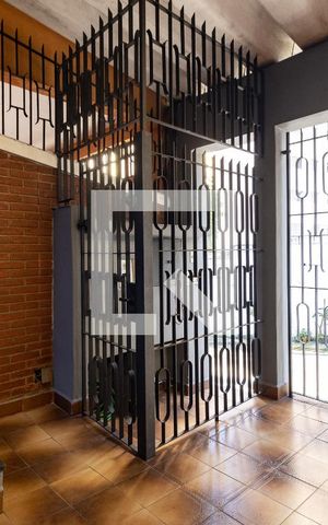 Casa de condomínio à venda com 180m², 3 quartos e 2 vagas Casa de condomínio à venda com 180m², 3 quartos e 2 vagasPortal Social