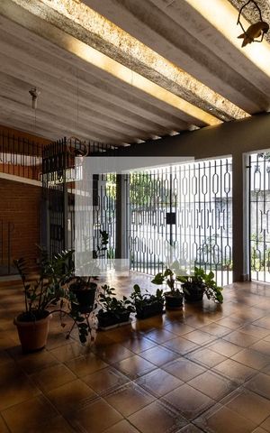 Casa de condomínio à venda com 180m², 3 quartos e 2 vagas Casa de condomínio à venda com 180m², 3 quartos e 2 vagasGaragem