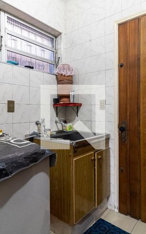 Casa de condomínio à venda com 180m², 3 quartos e 2 vagas Casa de condomínio à venda com 180m², 3 quartos e 2 vagasLavanderia