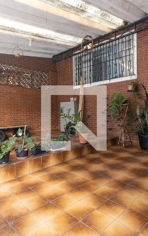 Casa de condomínio à venda com 180m², 3 quartos e 2 vagas Casa de condomínio à venda com 180m², 3 quartos e 2 vagasGaragem