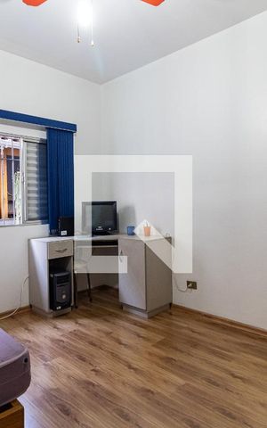Casa de condomínio à venda com 180m², 3 quartos e 2 vagas Casa de condomínio à venda com 180m², 3 quartos e 2 vagasQuarto 3